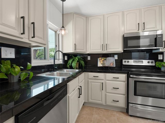 1220 Ulster St, Denver, CO 80220