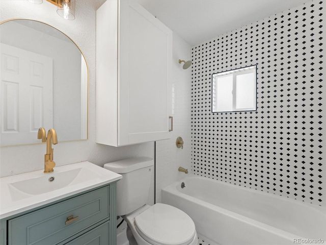 1220 Ulster St, Denver, CO 80220