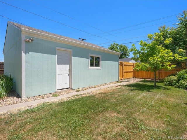 1220 Ulster St, Denver, CO 80220