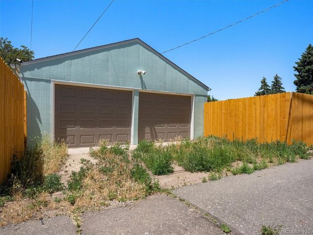 1220 Ulster St, Denver, CO 80220