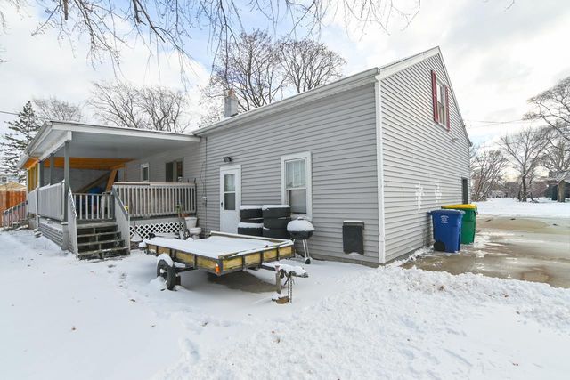 915 REBER STREET, Green Bay, WI 54302