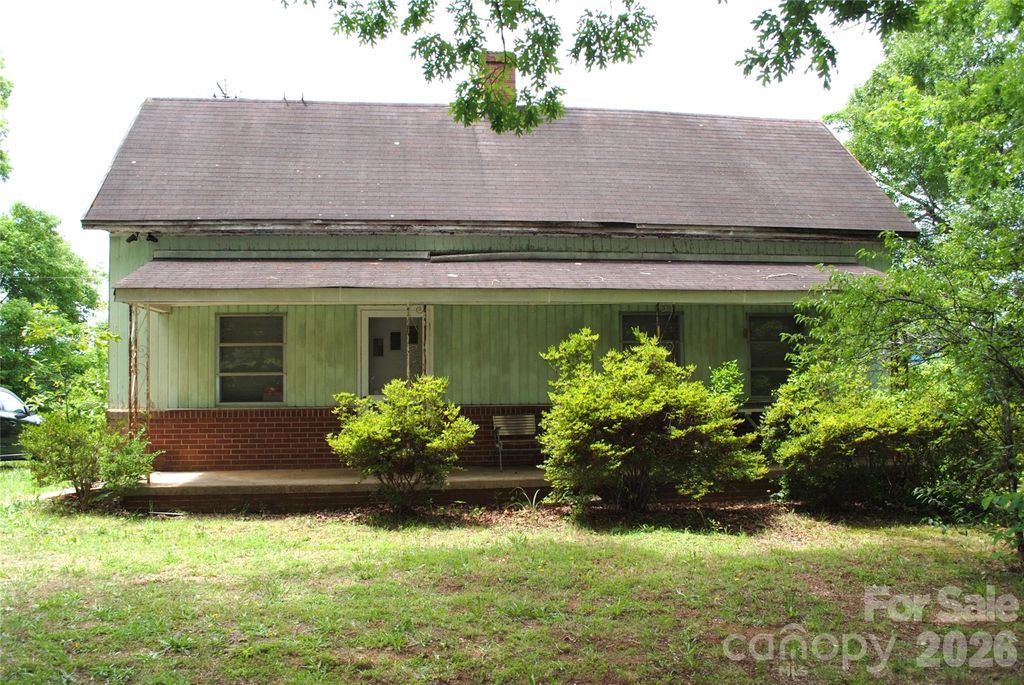 153 & 135 Caroleen Street, Forest City, NC 28043