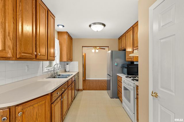 131 GLENRIDGE Drive, East Peoria, IL 61611