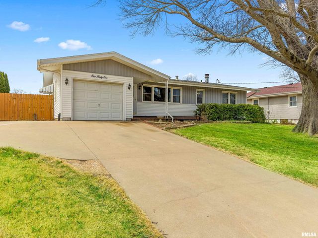 131 GLENRIDGE Drive, East Peoria, IL 61611