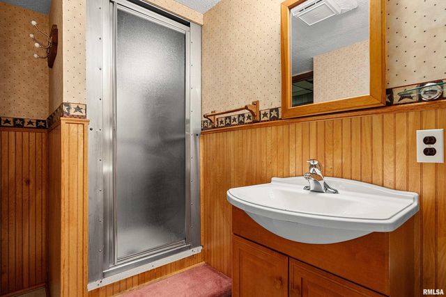 131 GLENRIDGE Drive, East Peoria, IL 61611