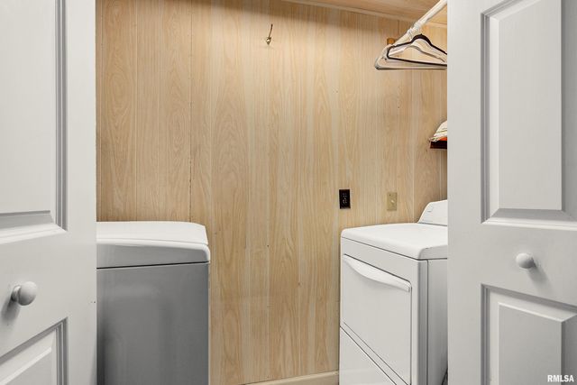 131 GLENRIDGE Drive, East Peoria, IL 61611