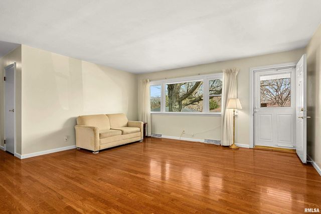 131 GLENRIDGE Drive, East Peoria, IL 61611