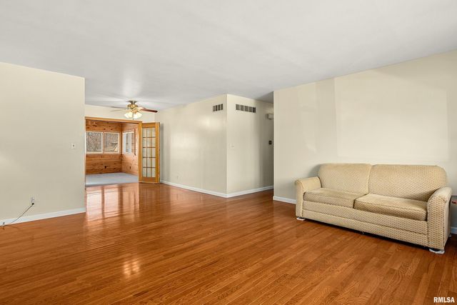 131 GLENRIDGE Drive, East Peoria, IL 61611