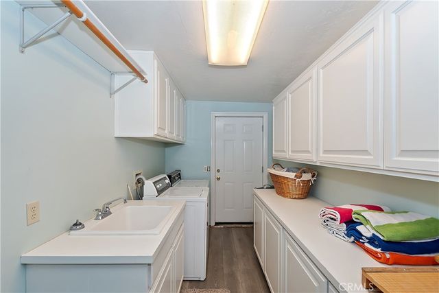 27781 St Bernard Lane, Lake Arrowhead, CA 92352