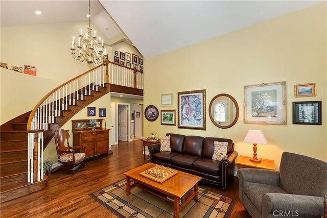 27781 St Bernard Lane, Lake Arrowhead, CA 92352