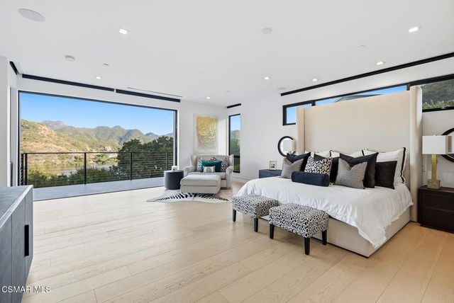 483 Lake Sherwood Drive, Westlake Village, CA 91361