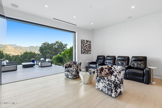 483 Lake Sherwood Drive, Westlake Village, CA 91361