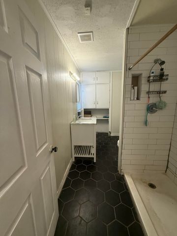 2601 30th Street, Lubbock, TX 79410