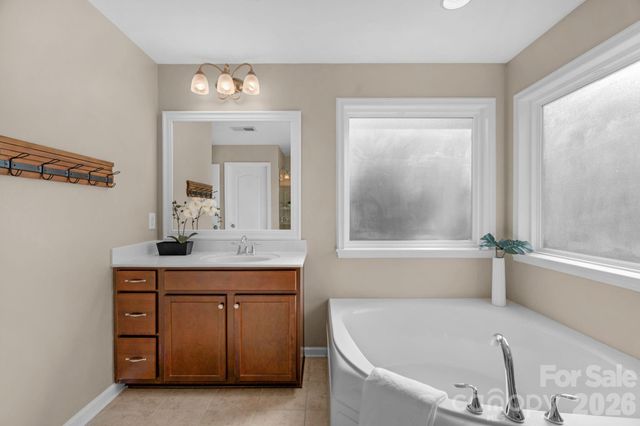 1105 Snowbird Lane, Waxhaw, NC 28173