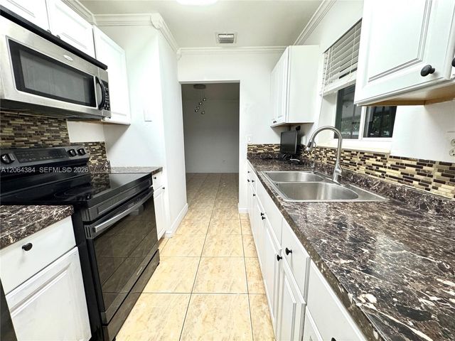 2950 NW 210th Terrace, Miami Gardens, FL 33056