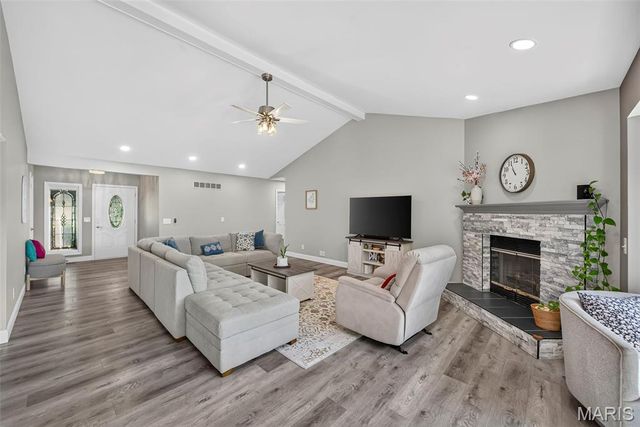6 Potomac Court, St Charles, MO 63303