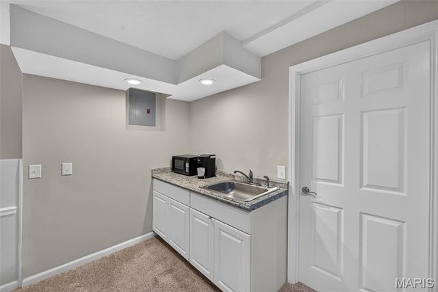 6 Potomac Court, St Charles, MO 63303
