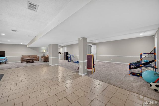 6 Potomac Court, St Charles, MO 63303