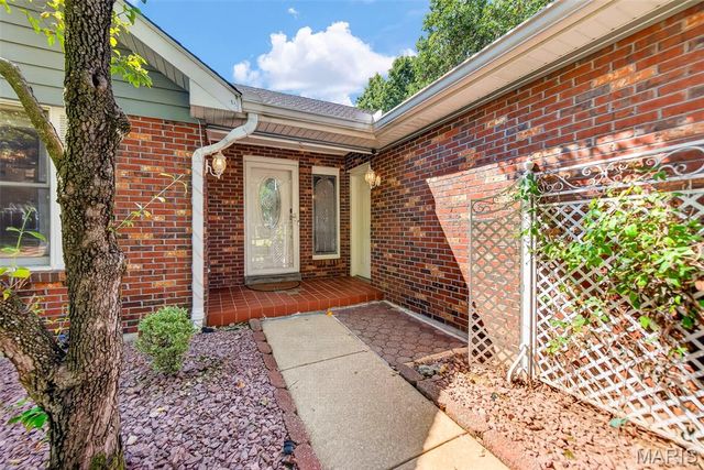 6 Potomac Court, St Charles, MO 63303