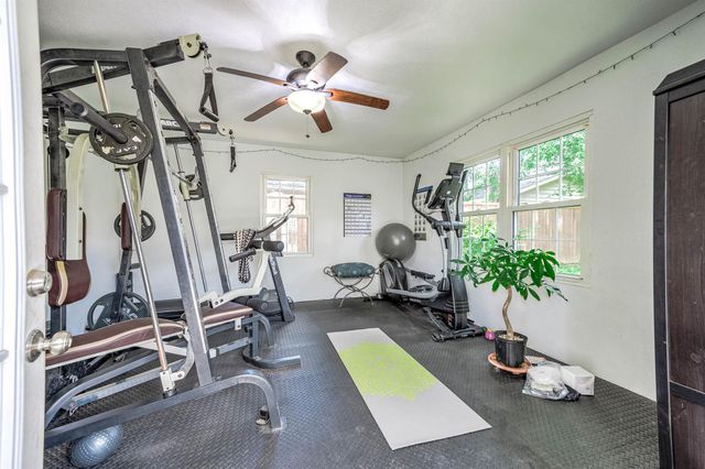 1601 Saxon Drive, Houston, TX 77018