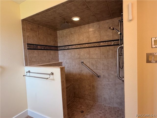 521 Hiawatha Avenue, Inverness, FL 34452