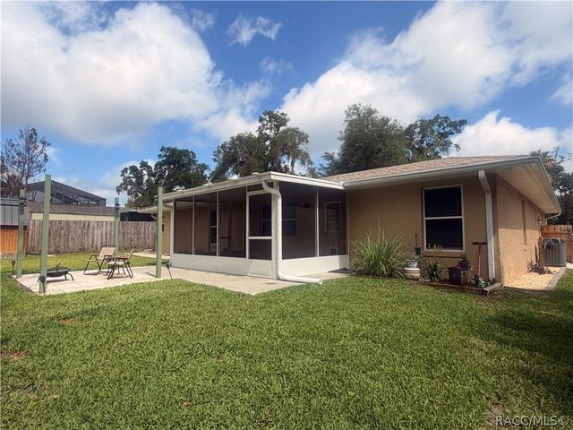 521 Hiawatha Avenue, Inverness, FL 34452