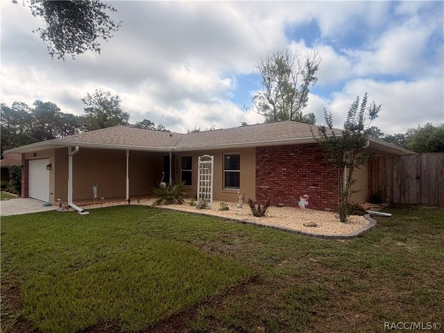 521 Hiawatha Avenue, Inverness, FL 34452