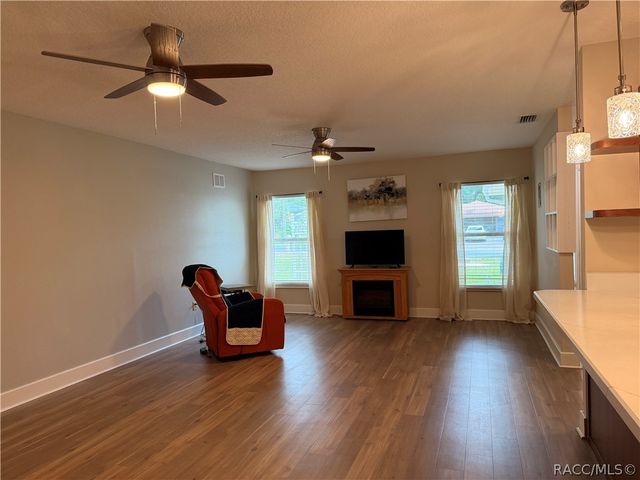 521 Hiawatha Avenue, Inverness, FL 34452