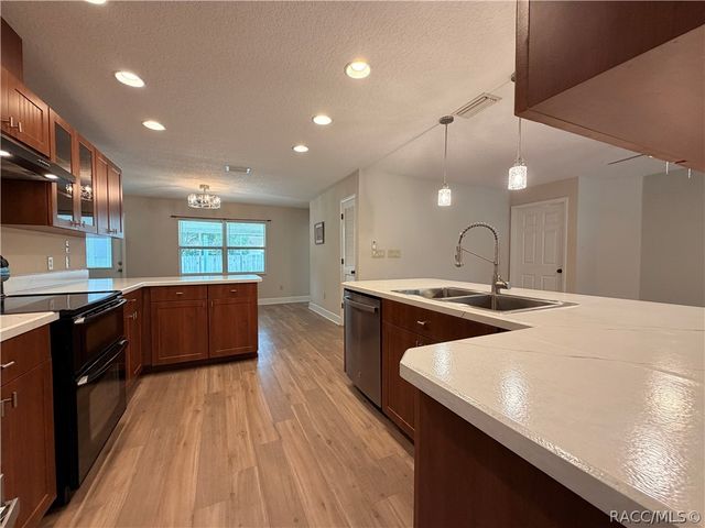 521 Hiawatha Avenue, Inverness, FL 34452