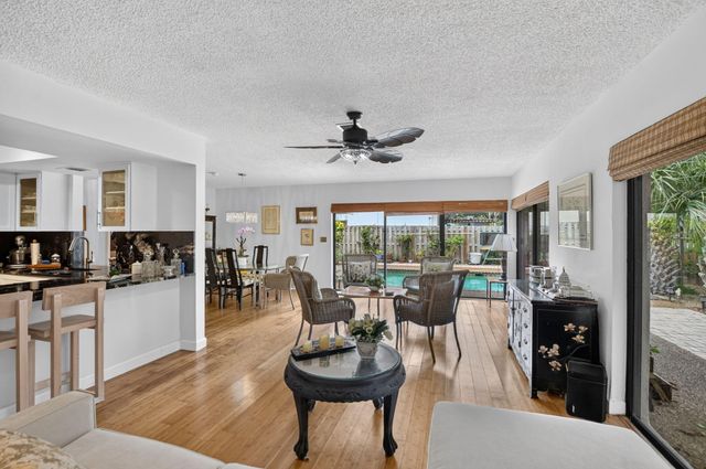 4899 Sugar Pine Drive, Boca Raton, FL 33487