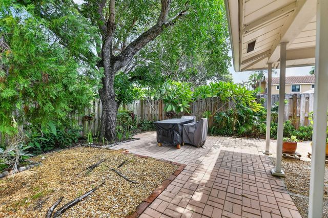 4899 Sugar Pine Drive, Boca Raton, FL 33487