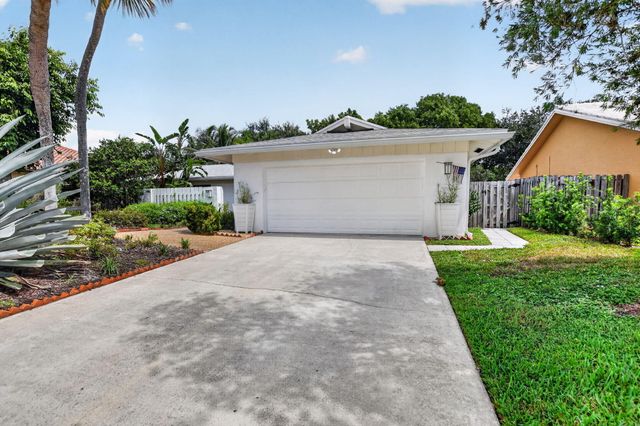4899 Sugar Pine Drive, Boca Raton, FL 33487