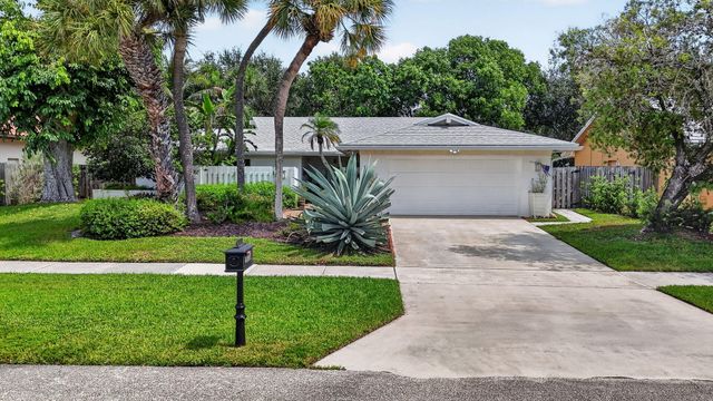 4899 Sugar Pine Drive, Boca Raton, FL 33487