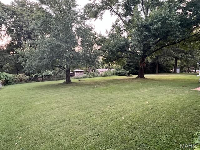 131 Holloway Road, Ballwin, MO 63011