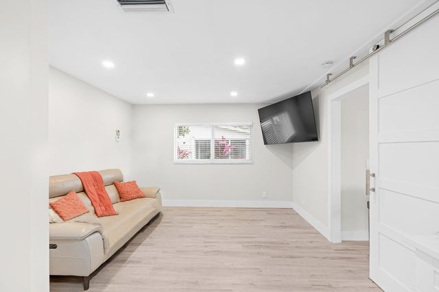 14624 Country Side Lane, Delray Beach, FL 33484