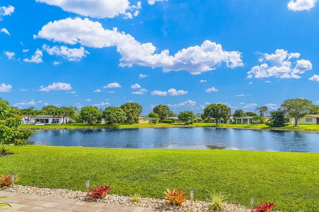 14624 Country Side Lane, Delray Beach, FL 33484