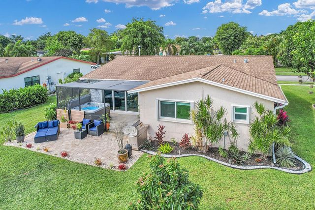 14624 Country Side Lane, Delray Beach, FL 33484