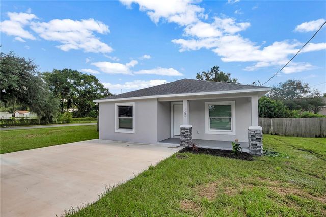 1209 E OHIO STREET, Plant City, FL 33563
