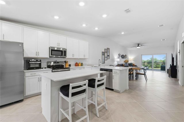 17475 OPAL SAND DRIVE 207, Venice, FL 34293