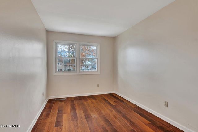 7 Jaipur Lane, Saratoga Springs, NY 12866