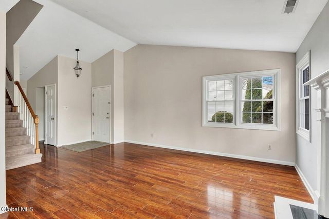 7 Jaipur Lane, Saratoga Springs, NY 12866