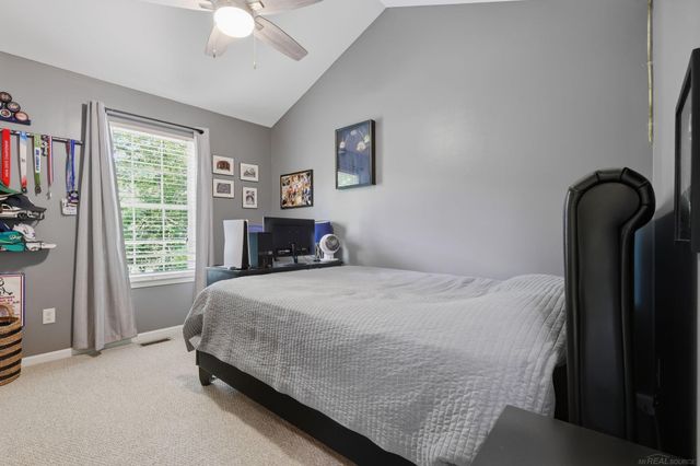 1172 Key West Drive, Lake Orion, MI 48360