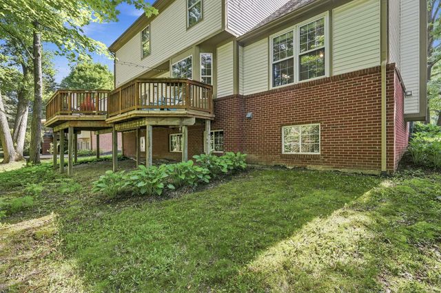1172 Key West Drive, Lake Orion, MI 48360