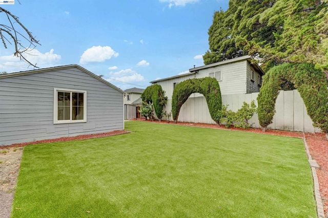1614 82nd Ave, Oakland, CA 94621