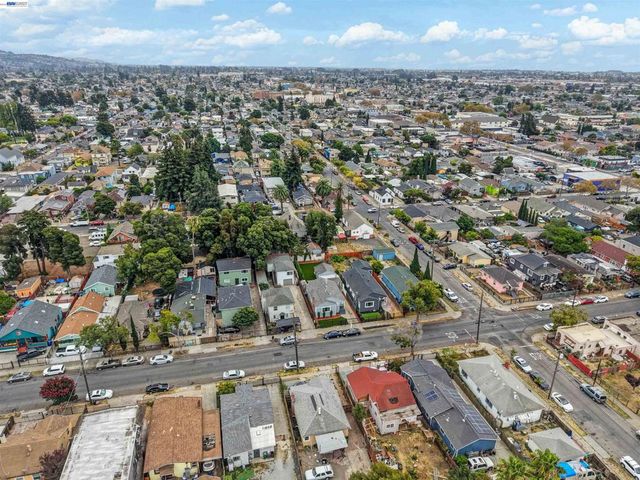 1614 82nd Ave, Oakland, CA 94621
