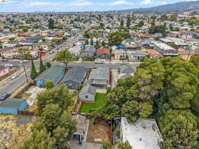 1614 82nd Ave, Oakland, CA 94621