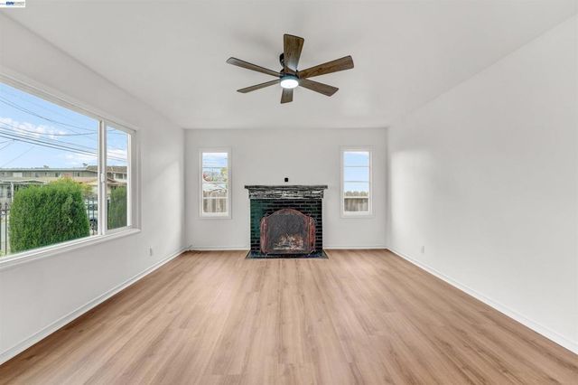 1614 82nd Ave, Oakland, CA 94621