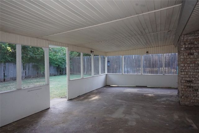 4704 Aspen Way, Haltom City, TX 76137