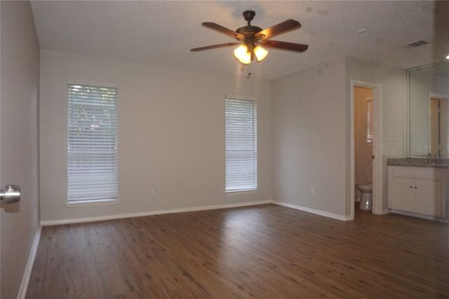 4704 Aspen Way, Haltom City, TX 76137