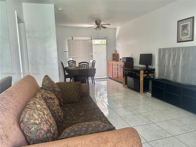 2222 Taylor St 11, Hollywood, FL 33020